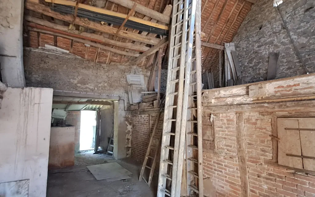 Pièces - Maison à Rénover avec Jardin à Gouzon