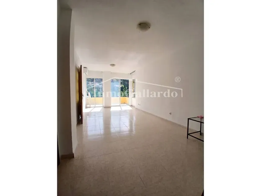 Ingresso - Spacious Apartment with Terrace in Málaga Centre