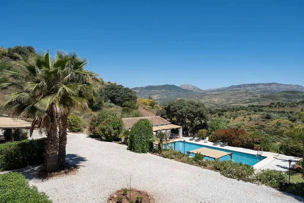Pool - Andalusian Cortijo with Pool in Almogía