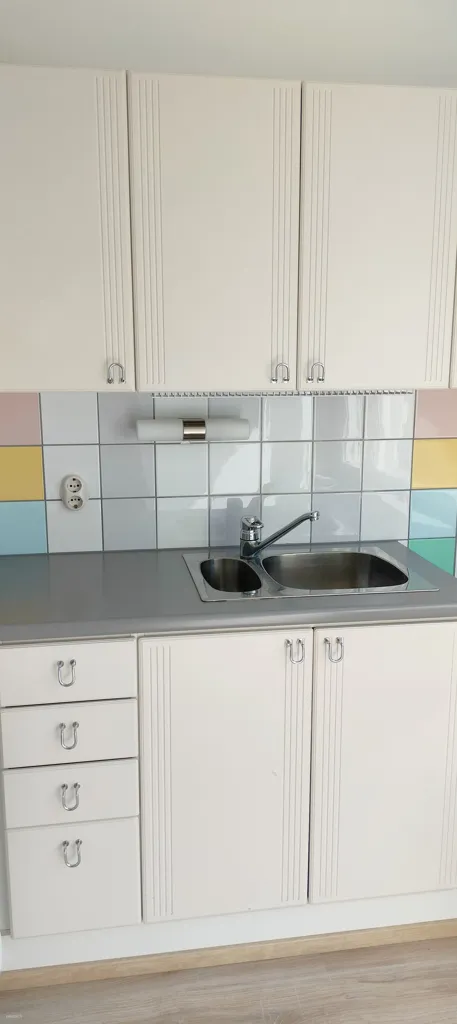 Kitchen - Apartment with Balcony in Möysä, Lahti