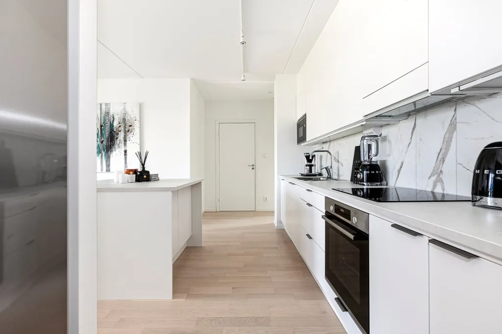 Cuisine - Apartment with Canal View in City Centre