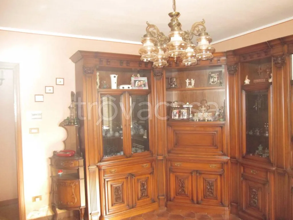 Elutuba - Rustic Villa with Private Garden in Villafranca Piemonte