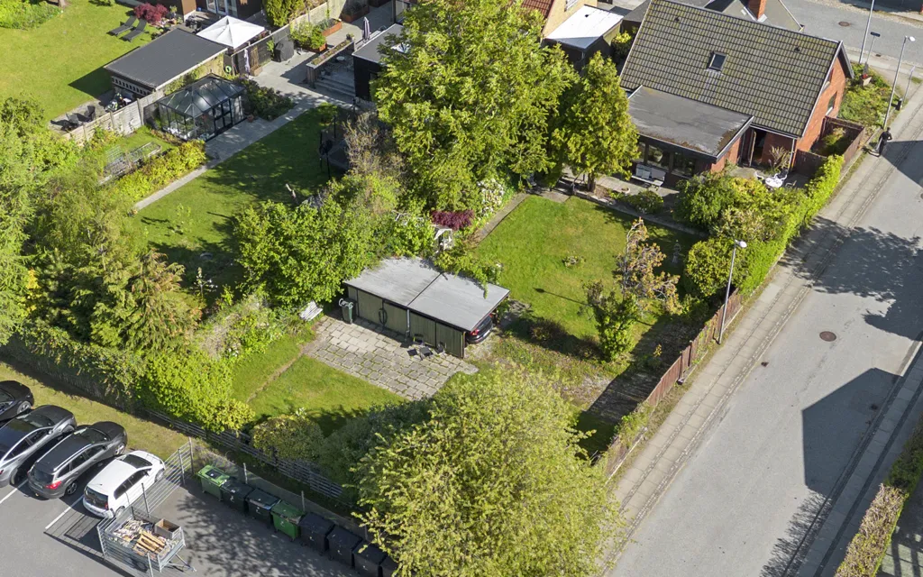 Aerial - 1947 Villa with Garden in Køge