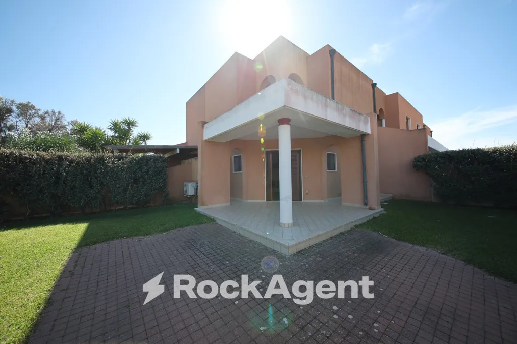 Extérieur - Villa with Private Garden in Brindisi