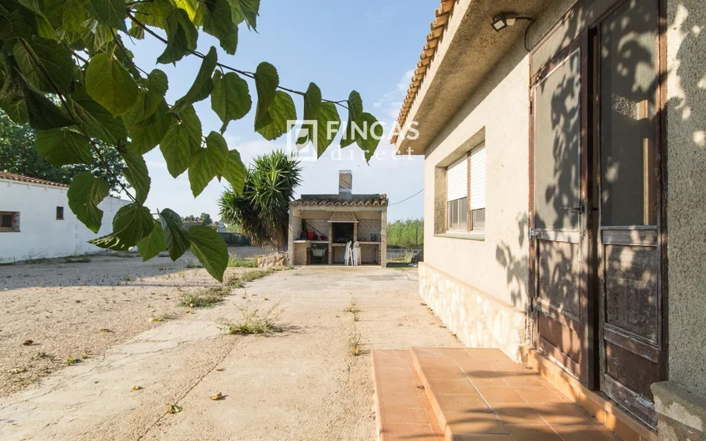 Extérieur - Detached Chalet with Fireplace in Deltebre