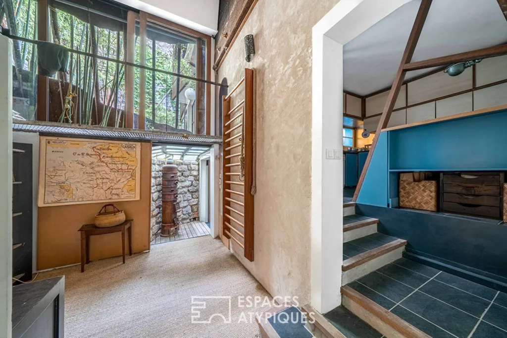 Esik - Boat-Inspired Loft with Garden in Gobelins