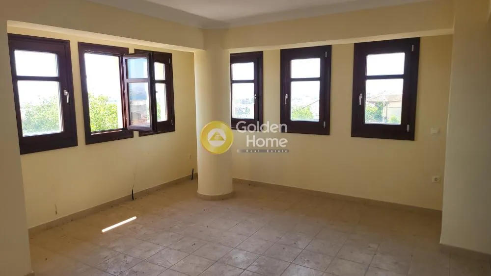 Rooms - Multi-Unit Building with Sea View in Thessaloniki Centre