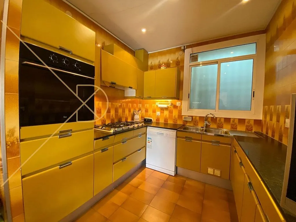 Köök - Apartment with Terrace in Les Corts, Barcelona