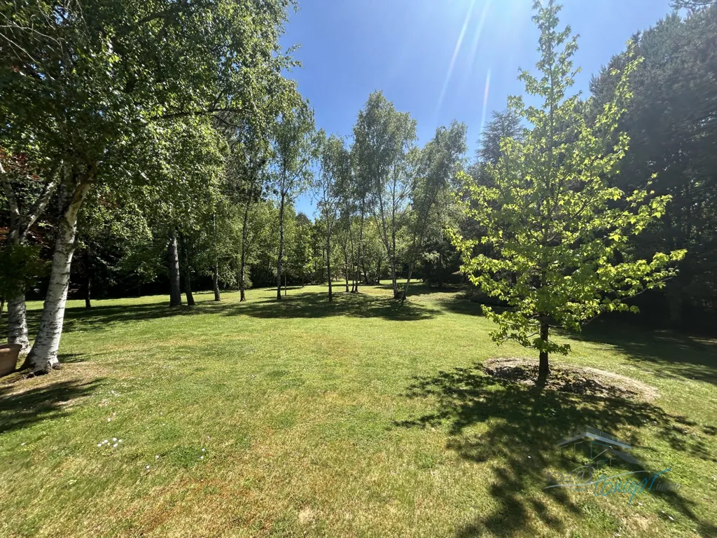 Aed - Charming House with Pool in Janville-sur-Juine