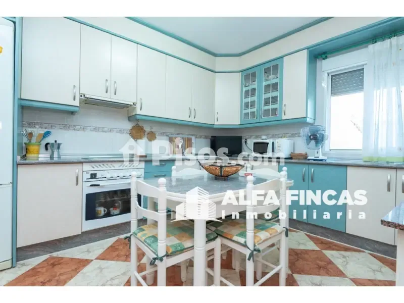 Cuisine - Spacious Apartment with Balcony in San Clemente