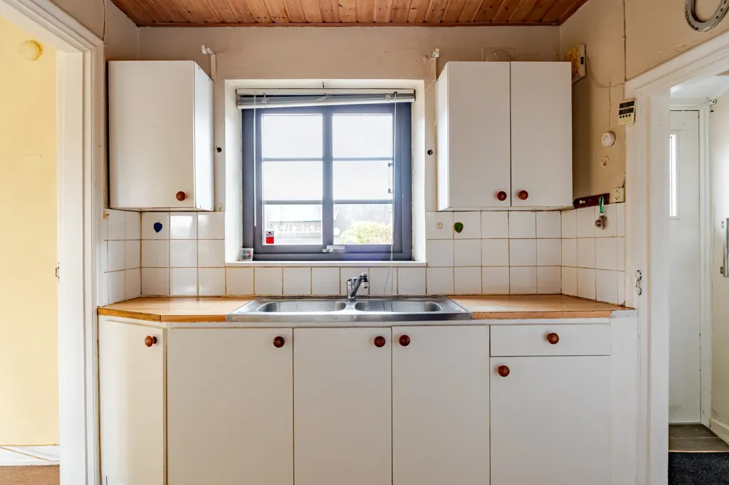 Köök - Renovation-Ready House in Grönby, Söderslätt
