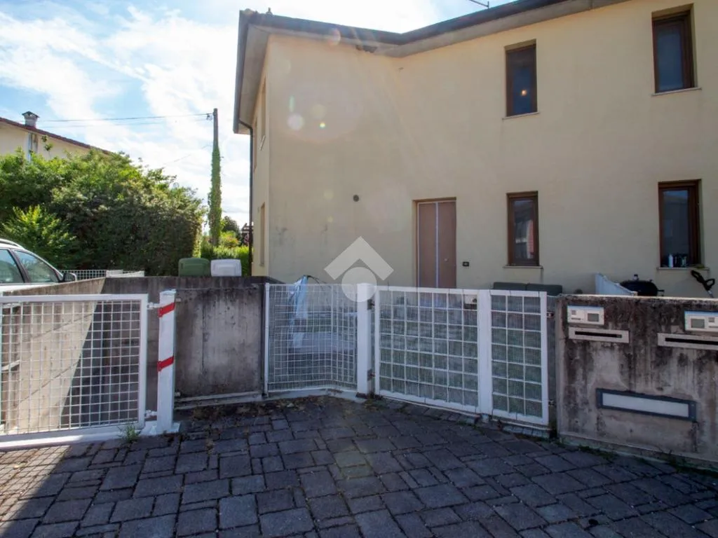 Extérieur - Bifamiliar Portion with Private Garden in Caldogno