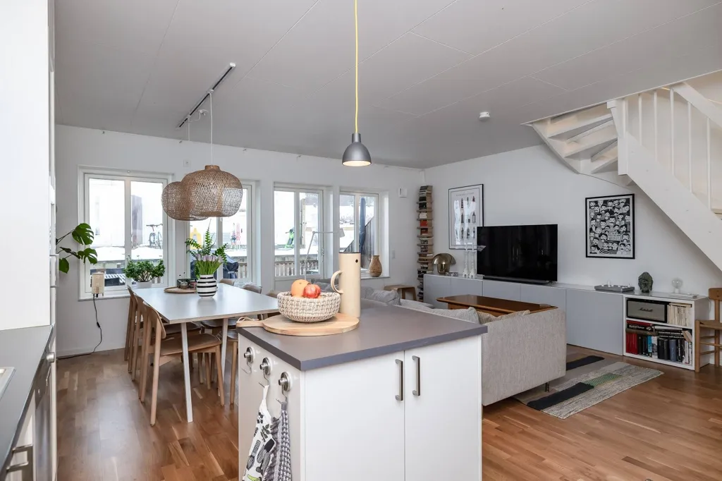 Cuisine - Apartment with Balcony in Ekeby Almby, Örebro