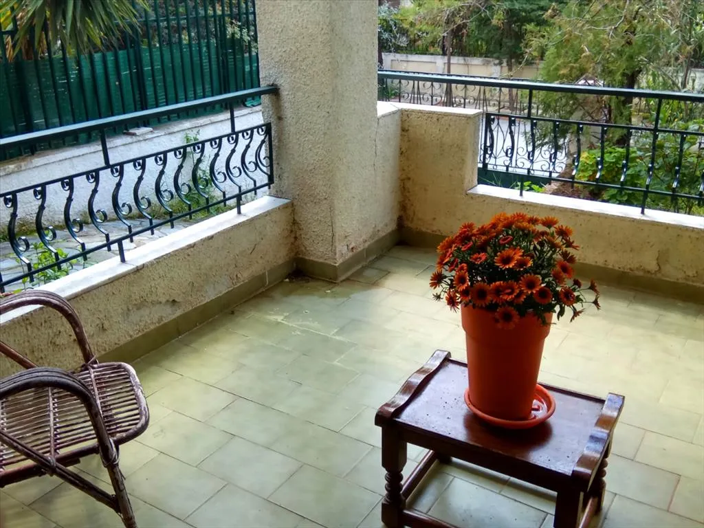 Balcon - Detached House with Solar Panels in Melissia