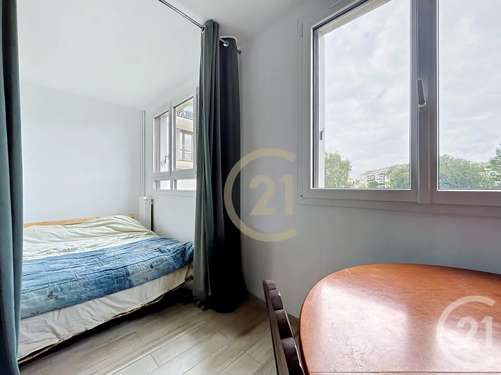 Magamistoad - Studio with Parking in Fontenay-le-Fleury Centre