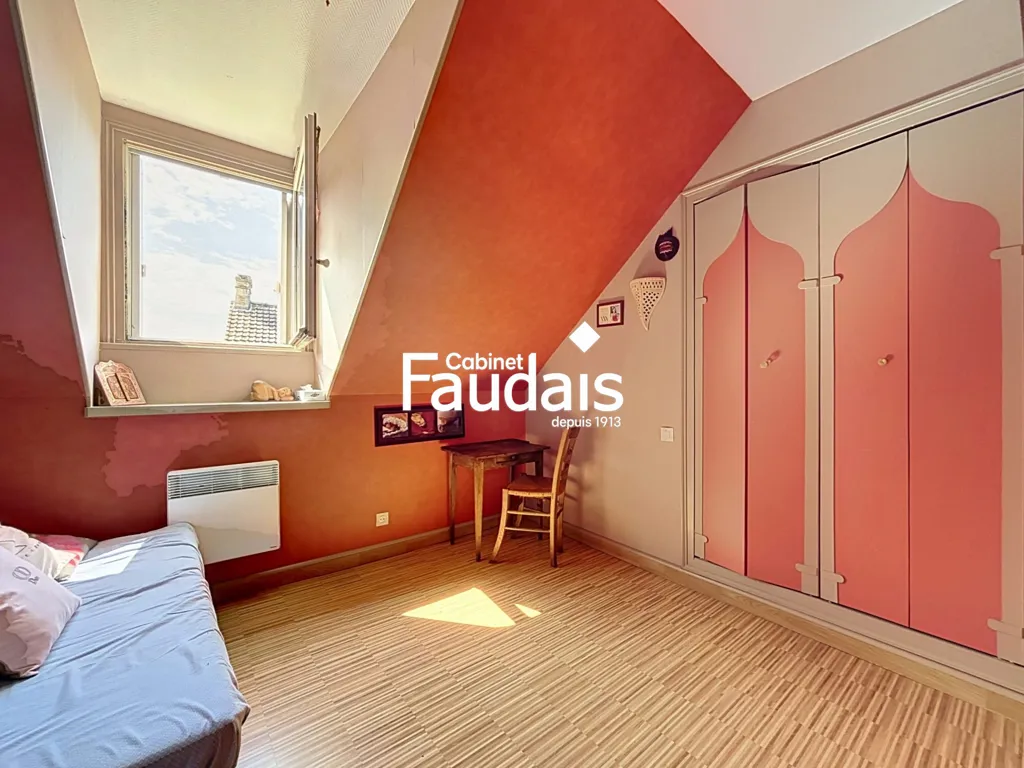 Chambres - Maison en Pierre avec Jardin à Val d'Arry