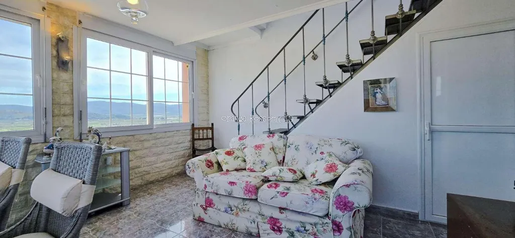 Soggiorno - Charming Townhouse with Sun Lounge in Ador