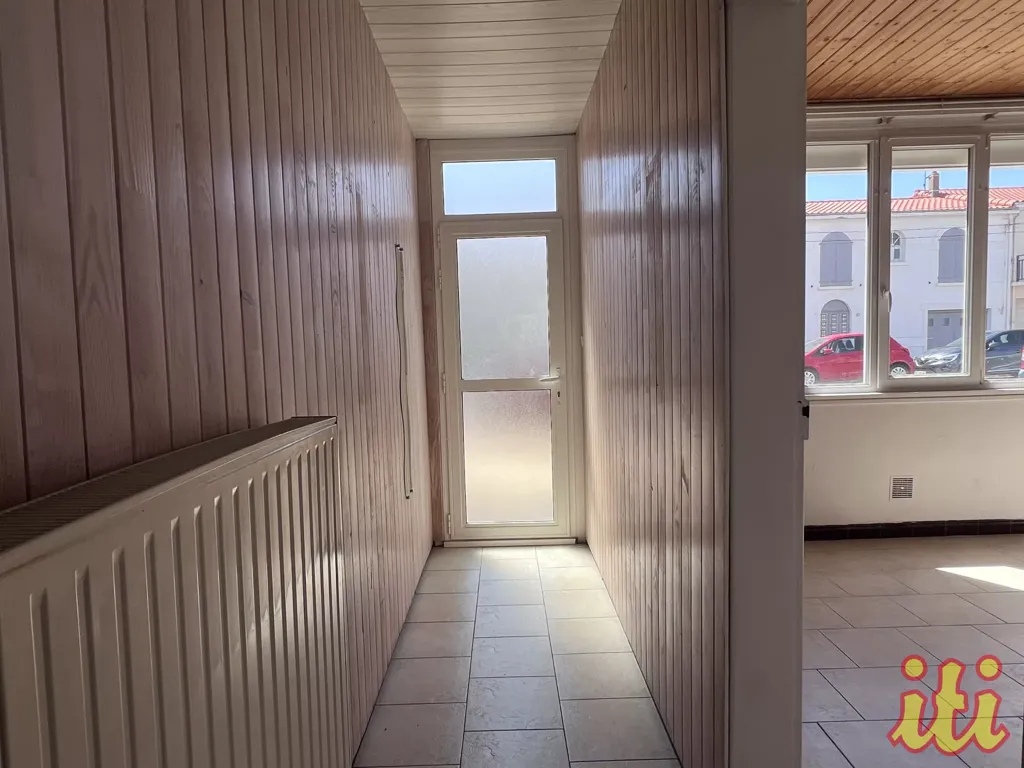 hallway_entrance