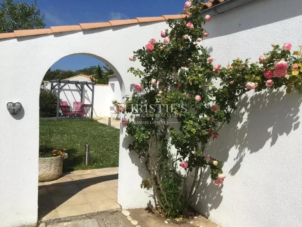 Jardin - Villa de Plain-Pied avec Jardin à La Couarde-sur-Mer