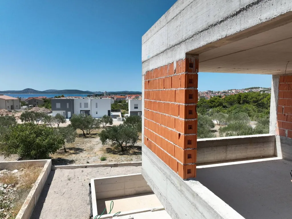 Toad - Duplex Apartment with Pool in Vodice