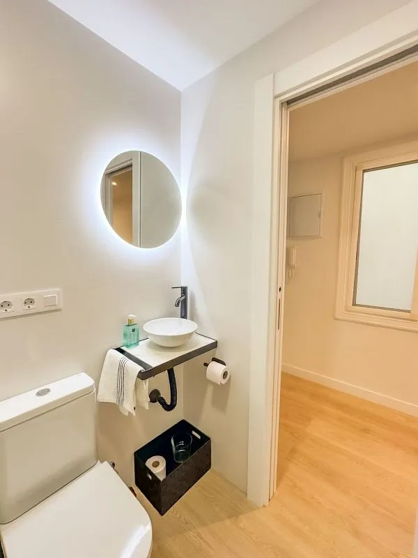 Vannitoad - 3-Bed Apartment with Terrace in Santa Pola Centre
