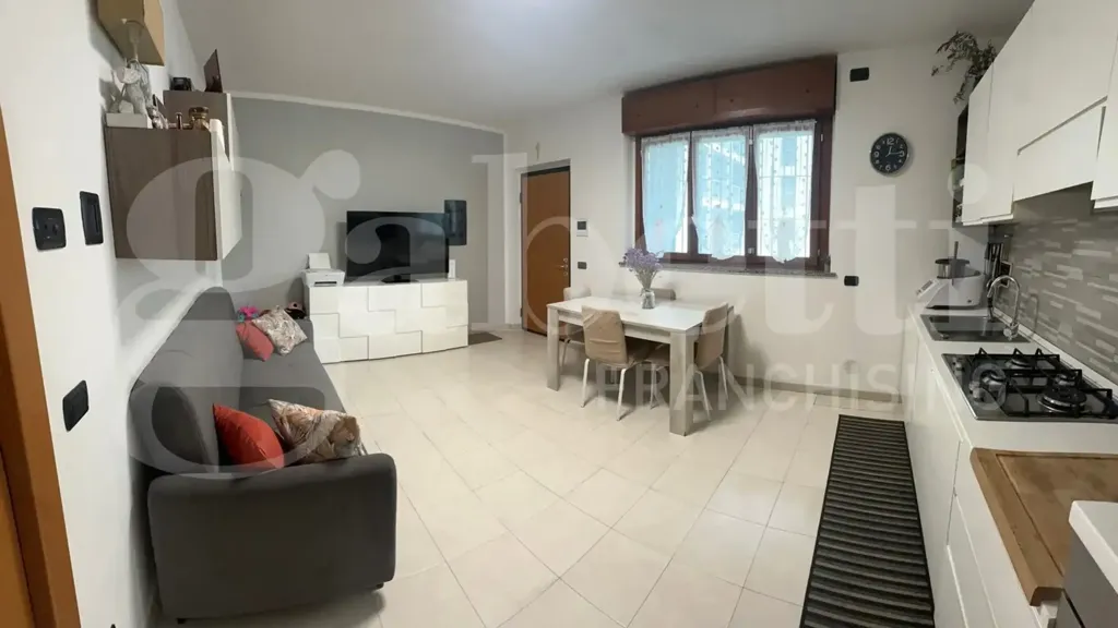 Séjour - Modernised 2-Bedroom Apartment in Milan