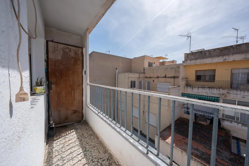 balcony