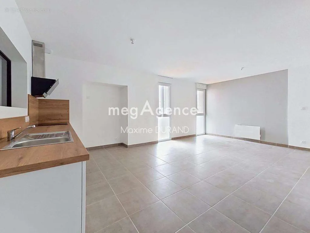 Appartement 3 pièces à Saint-Andre-De-La-Marche