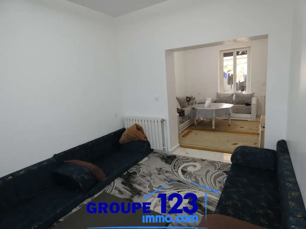 7-toaline maja asukohas Migennes