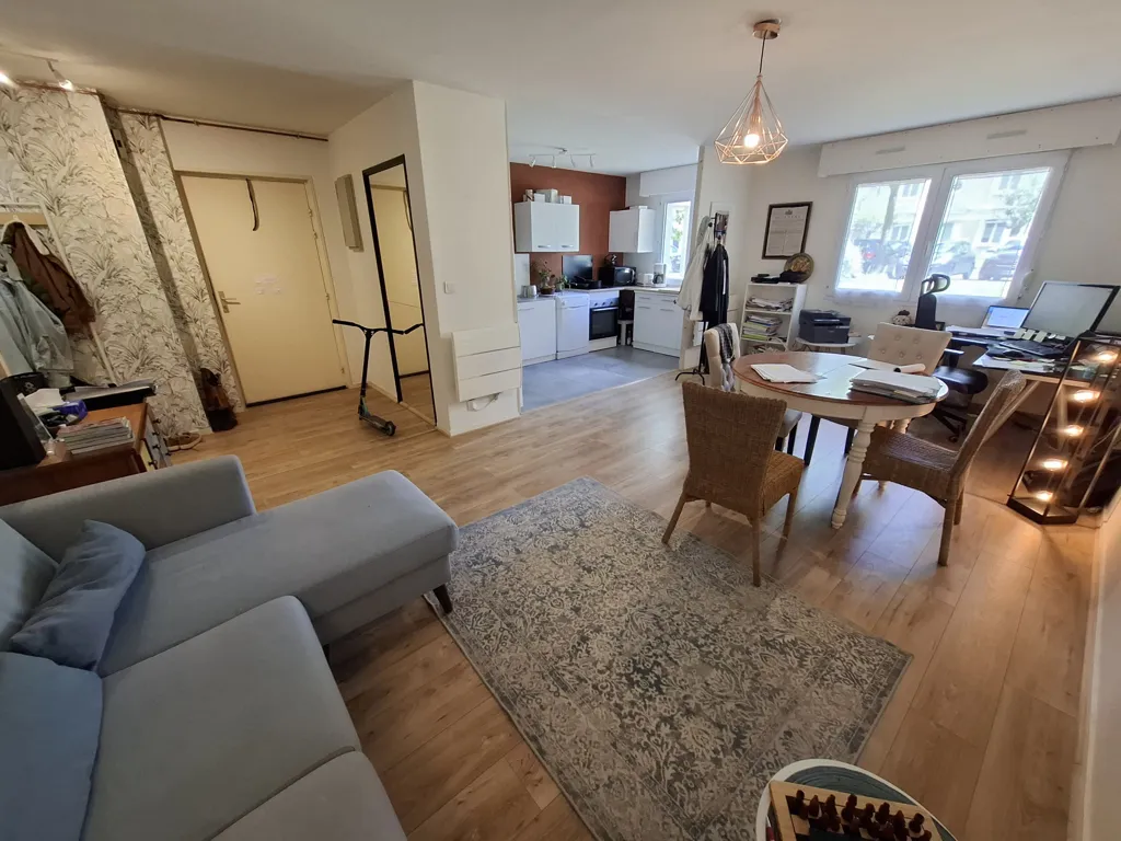 Wohnzimmer - 3-Bed Flat with Parking in Madeleine