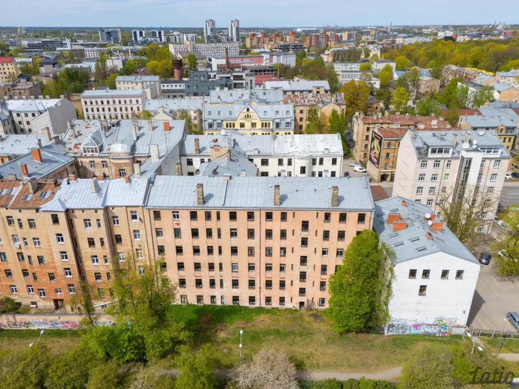 Õhuvaade - Historic Apartment with Lift in Riga Centre