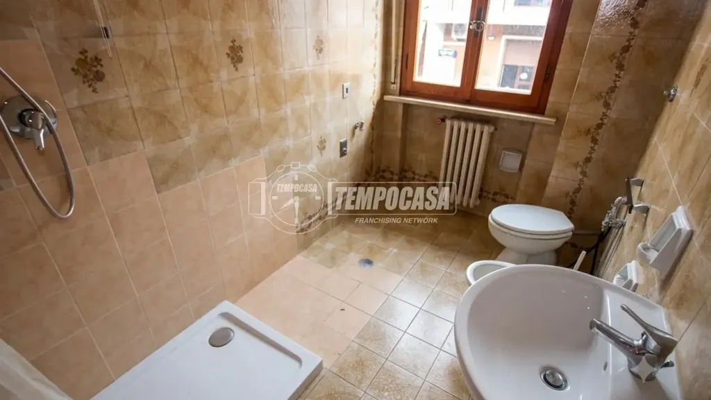 Vannitoad - Spacious Apartment with Balcony in Ancona