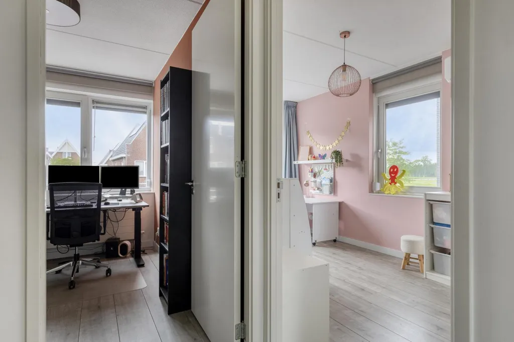 Kabinet - Modern Corner House with Garage in Woudenberg