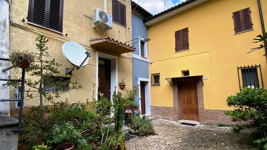 Aed - Rustic Triplex in San Severino Marche