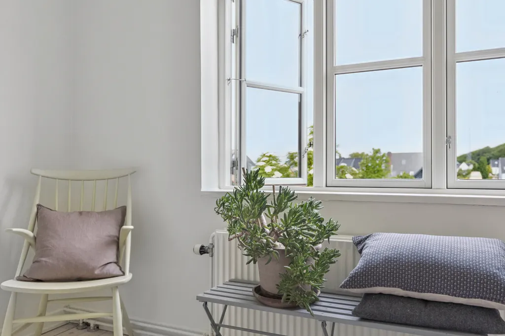Séjour - Classical Villa with Architect-Designed Garden in Odense