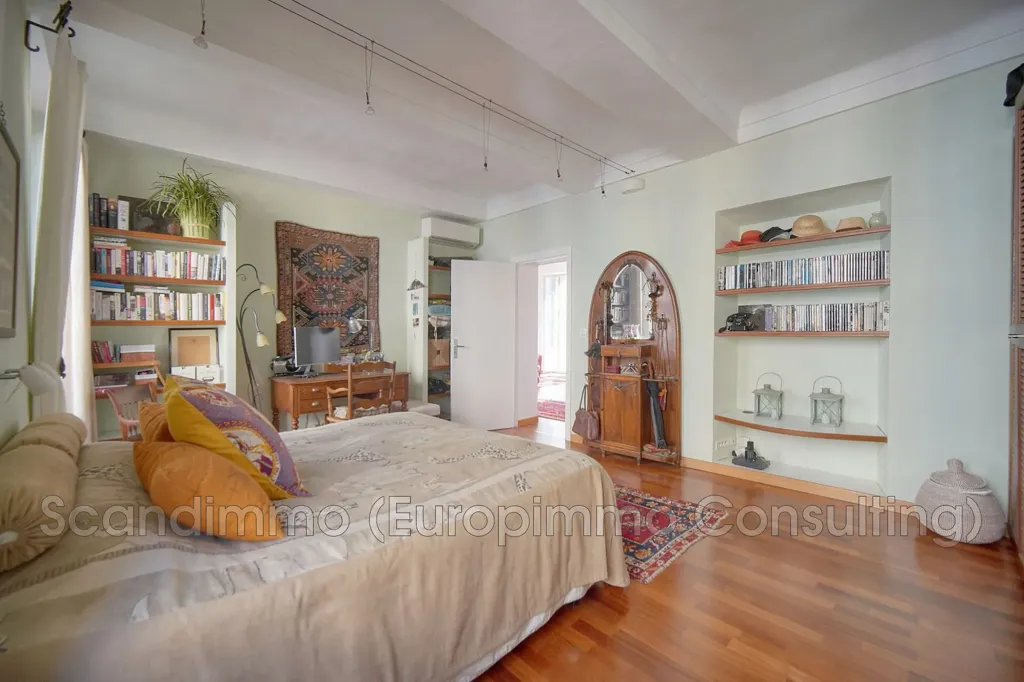 Bedrooms - 3-Bed Apartment with South Terrace in Nice
