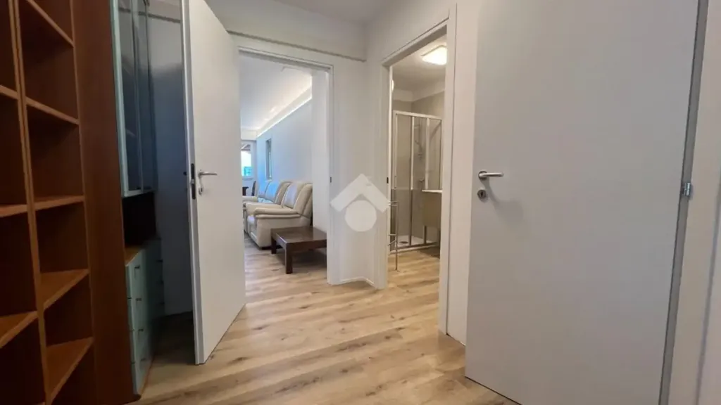 Hallway - Student-Friendly Apartment with Balcony in Trento