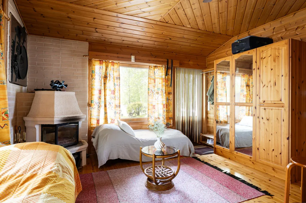 Chambres - Cottage with Private Beach in Ylöjärvi