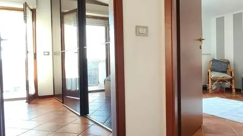 hallway_entrance