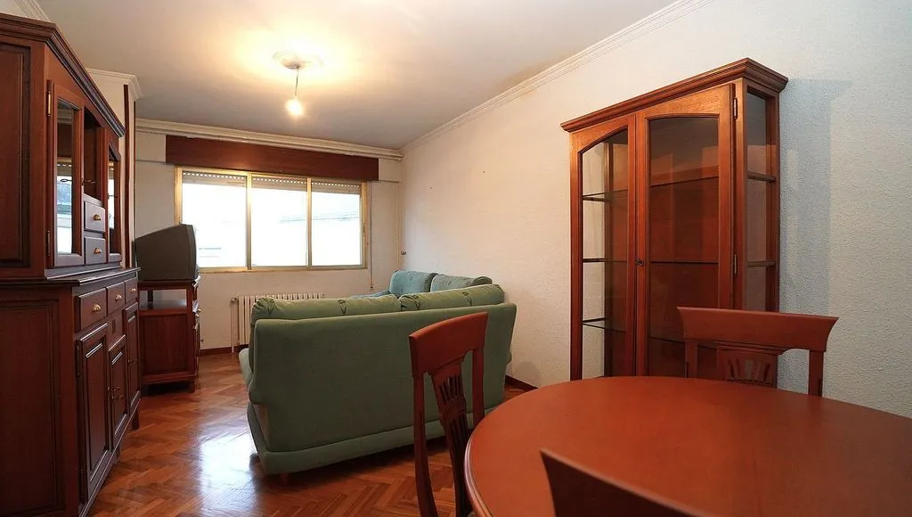 Salle à manger - Apartment with Balcony in Paradai