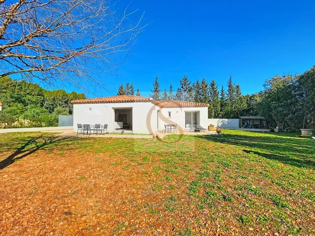 Jardin - Maison Récemment Construite avec Jardin à Cotignac