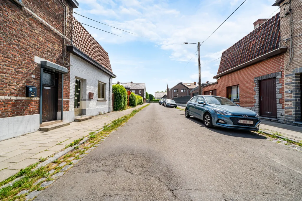 Välivaade - Three-Storey House with Terrace in Bray