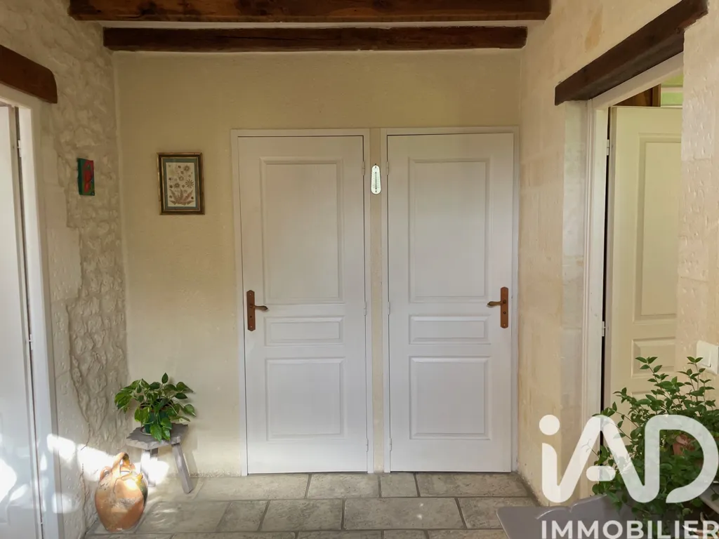 Entrée - Maison Charentaise avec Dépendances à Clam