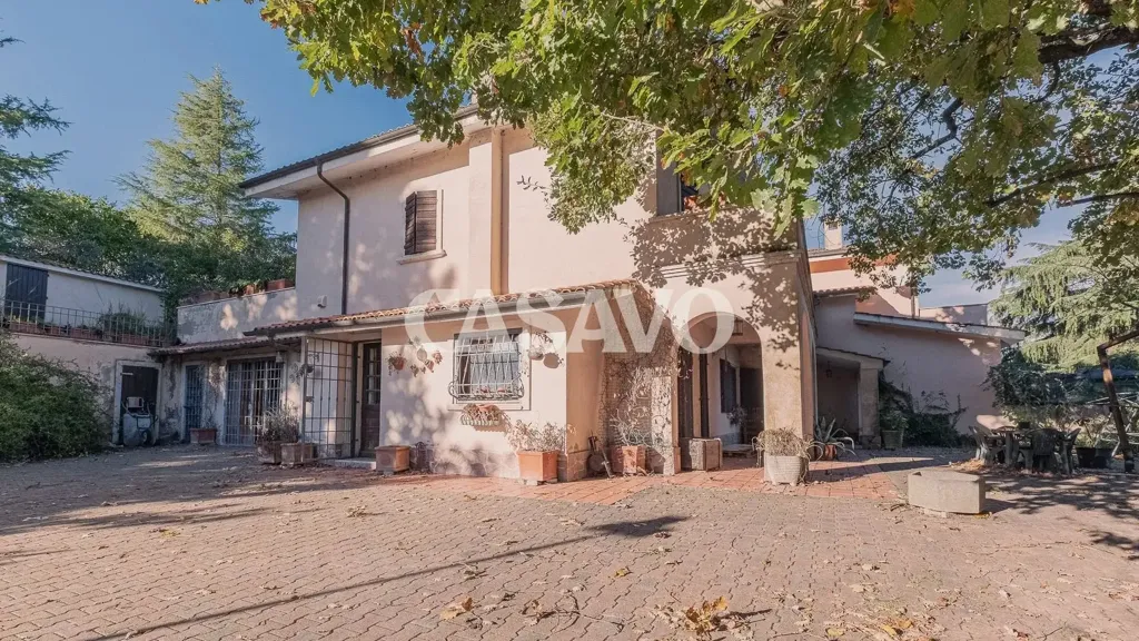 Exterior - Bifamiliar Villa with Garden in Formello