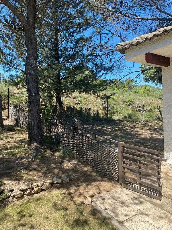 Jardin - Rustic Finca with Pool and Terrace in Durón