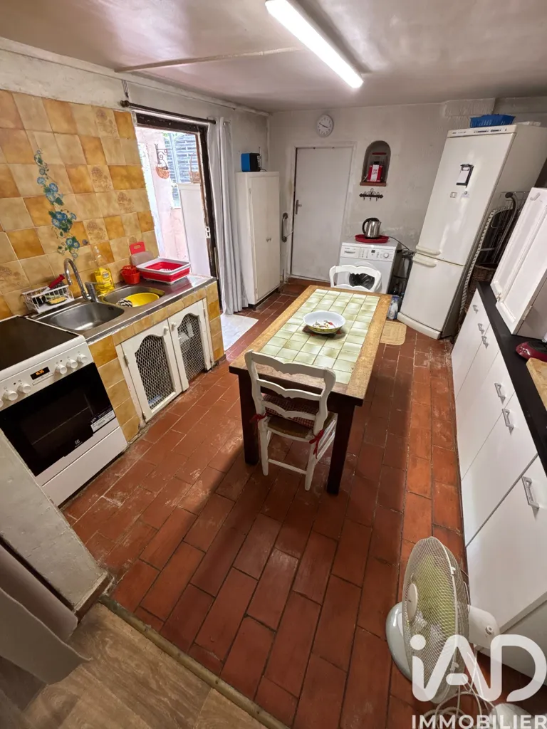 Kitchen - Traditional House with Garden in La Trinité