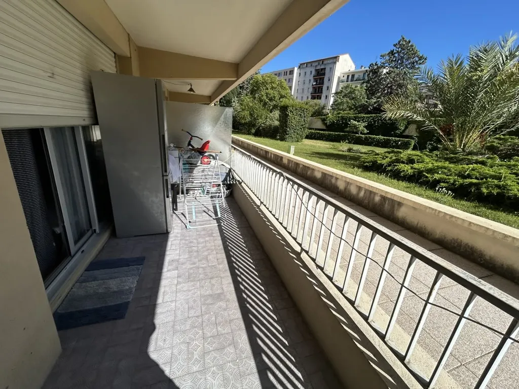 Rõdu - 1-Bed Flat with Terrace in Chave