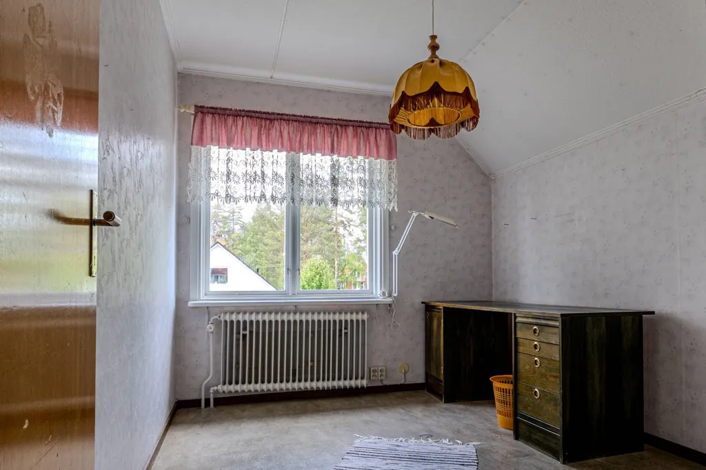 Studio - Classic Red Brick Villa with Garden in Jörn