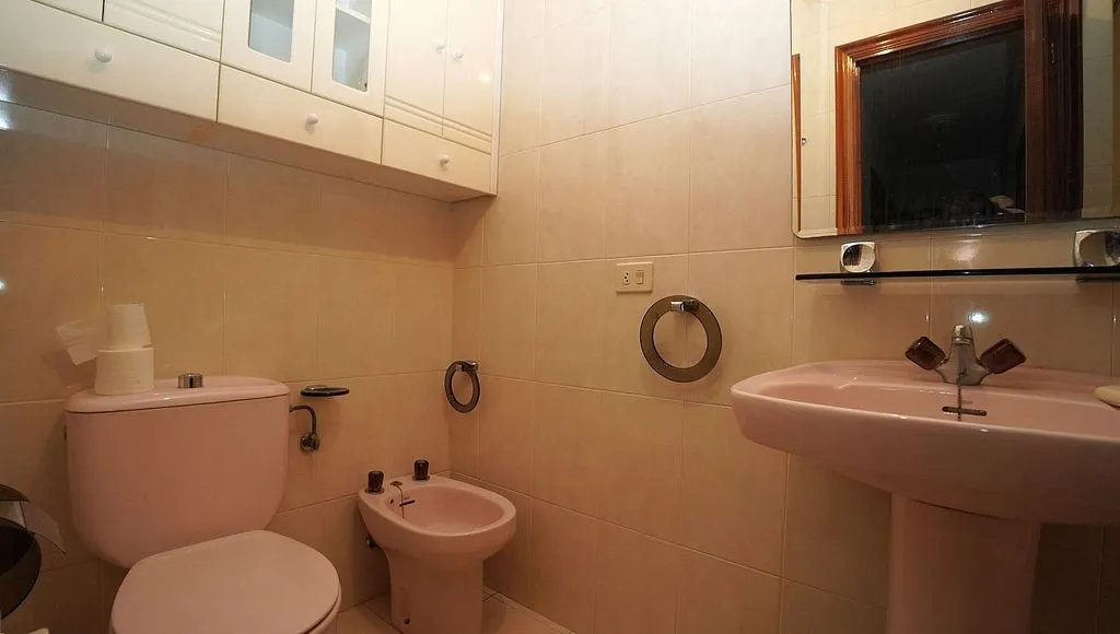 Salles de bain - Apartment with Balcony in Paradai