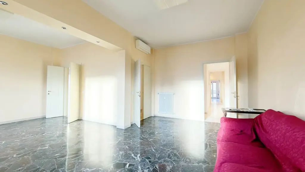 Soggiorno - Rusticated Apartment with Balcony in Florence